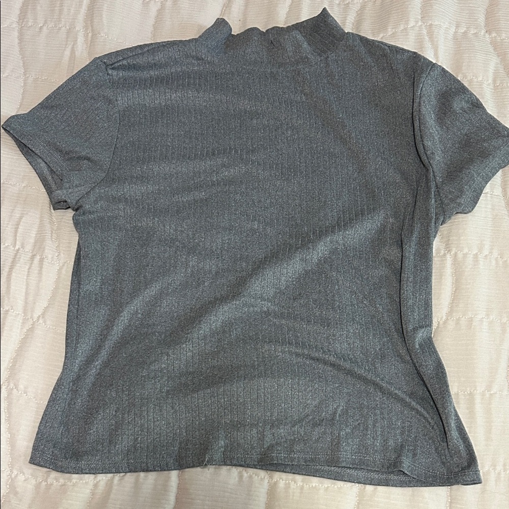 One Step Ahead Gray Short Sleeve Top